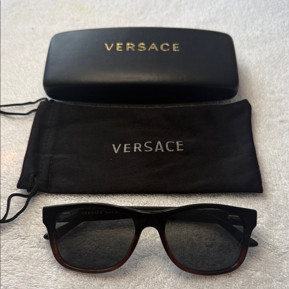 Gianni Versace Black/Brown Cat Eye Designer Sunglasses Made in Italy
